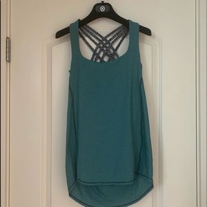 Lululemon tank